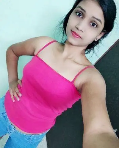 Qamrunisha Khan